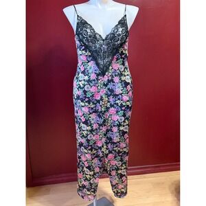 Vassarette Vintage Floral Nightgown Black Lace Trim Long‎ Chemise Size M